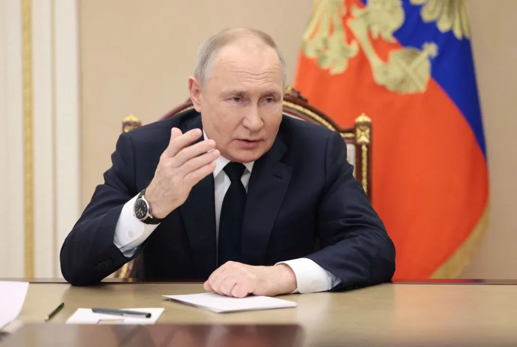 El presidente de Rusia, Vladimir Putin, calificó de "acto terrorista" la supuesta incursión en la región fronteriza de Briansk, atribuyéndola a "neonazis".